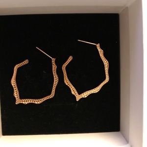 Kendra Scott Rose Gold Miku small hoops